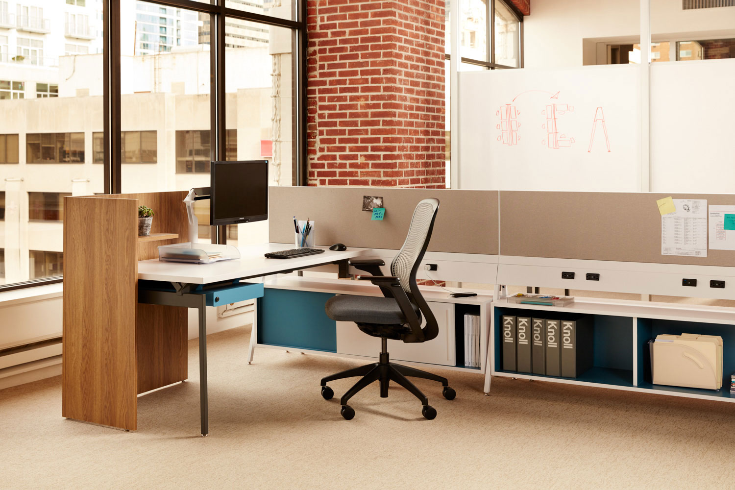 InterieurForma_Productos_knoll-guardado-freestanding-Horsepower-Beam-con-guardado-06