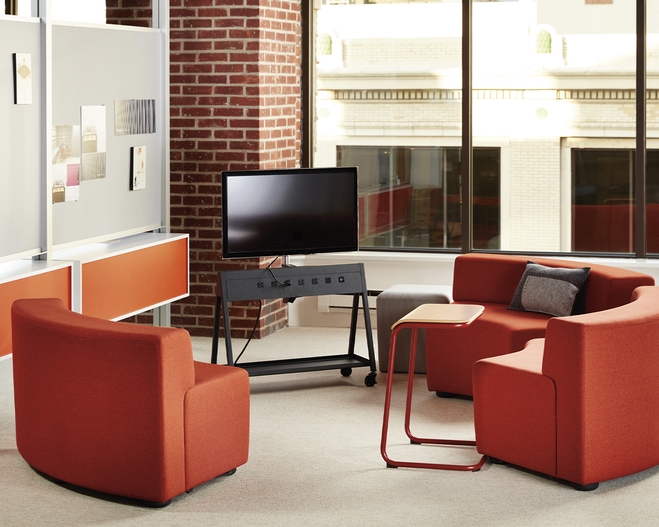 InterieurForma_Productos_knoll-sistemas de trabajo-antenna-Horsepower Tech Cart-03